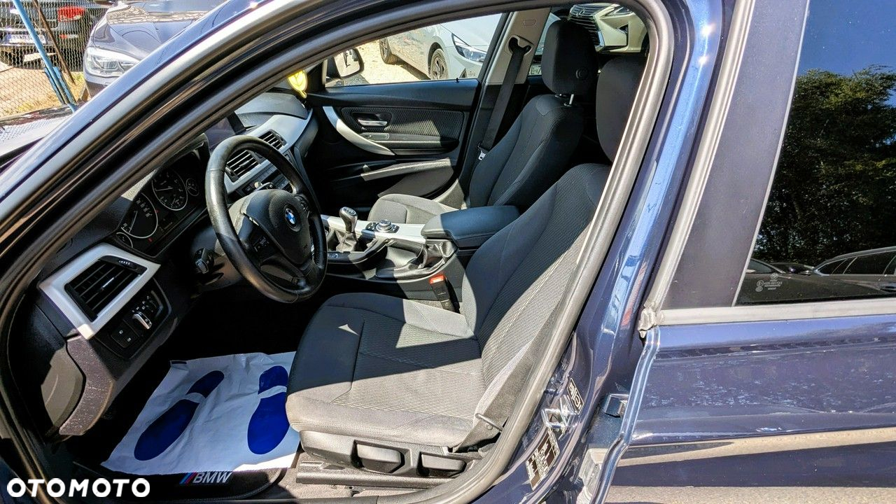 BMW Seria 3 - 11