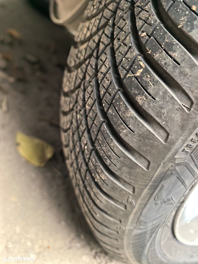 Toyota Yaris 1.3 Aut Sol - 7