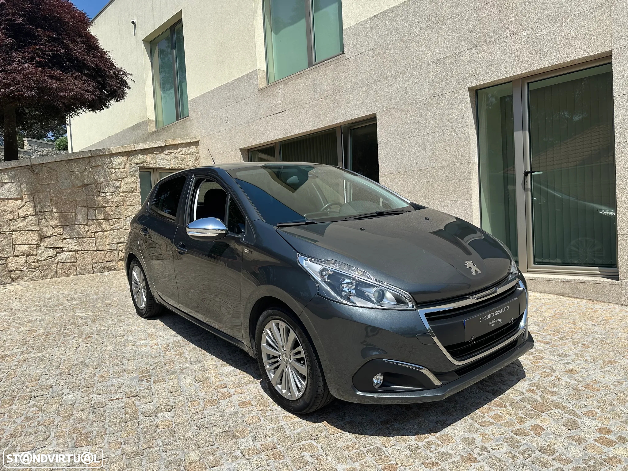 Peugeot 208 1.6 BlueHDi Style - 3