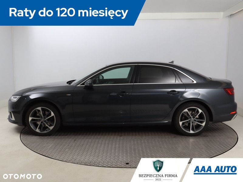 Audi A4 Limousine - 4