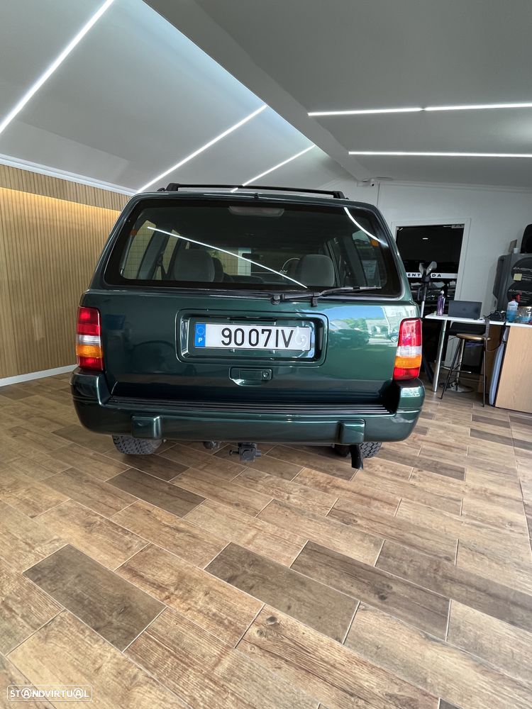 Jeep Grand Cherokee 2.5 TD Laredo - 56