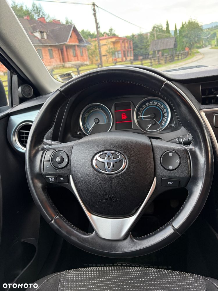 Toyota Auris 1.8 HSD Prestige NAVI - 29
