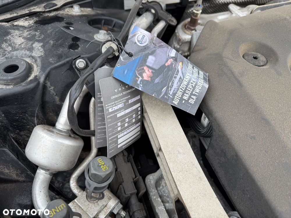 Volvo V60 B4 D Geartronic Momentum - 25