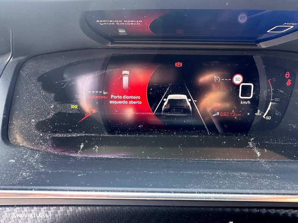 Peugeot 2008 1.5 BlueHDi GT - 10