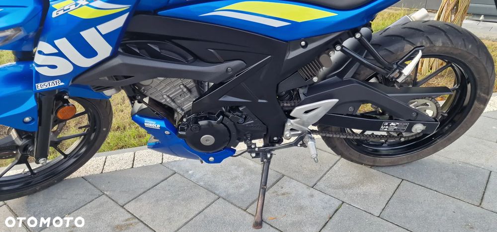 Suzuki GSX - 10