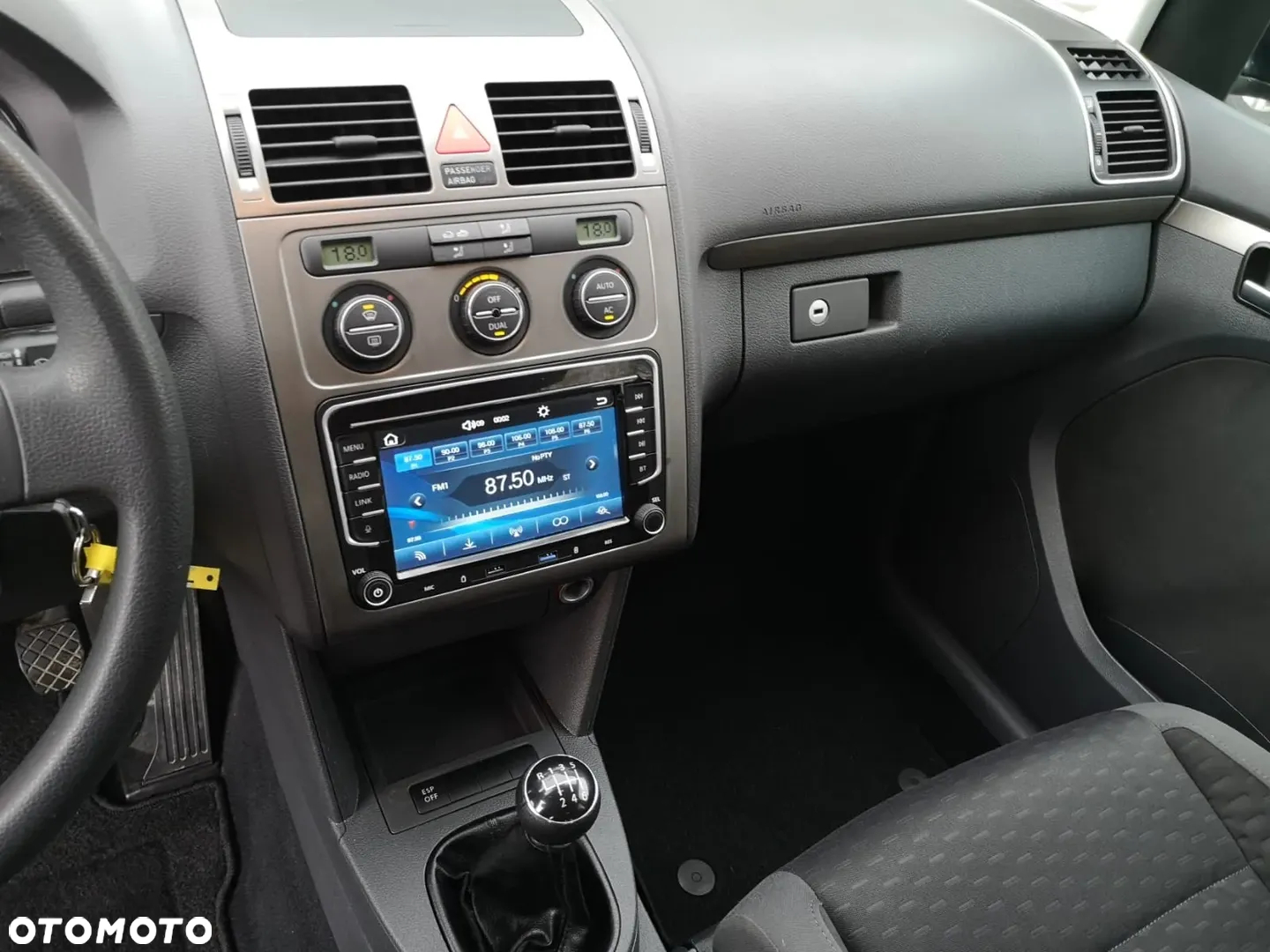 Volkswagen Touran 1.9 TDI Trendline - 25