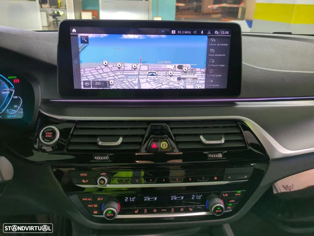 BMW 530 e Pack Desportivo M - 10