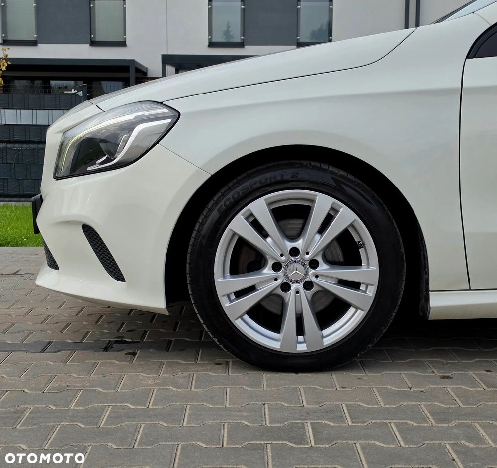 Mercedes-Benz Klasa A 180 7G-DCT AMG Line - 10