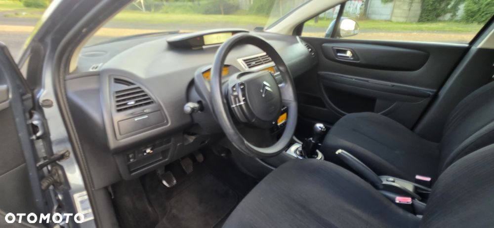 Citroën C4 1.4 16V Magic - 23