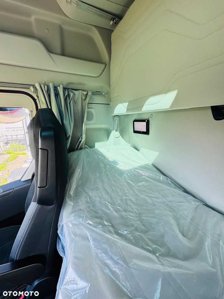 Ford F-MAX LL - 25