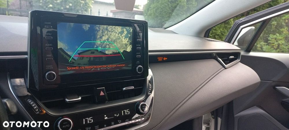 Toyota Corolla 1.8 Hybrid GPF Comfort - 17
