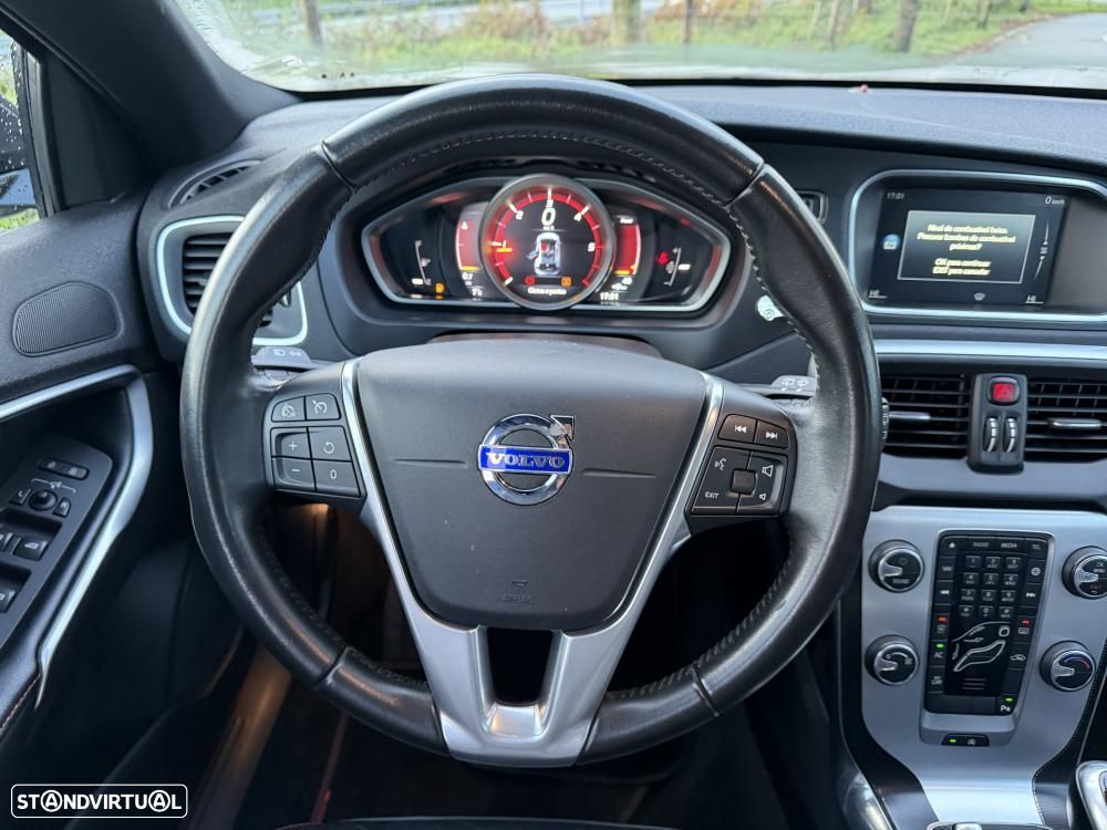 Volvo V40 D2 Ocean Race - 25