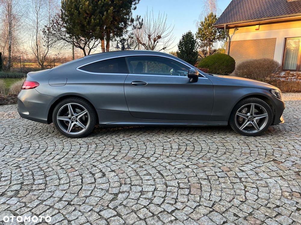 Mercedes-Benz Klasa C 200 4-Matic 9G-Tronic - 13