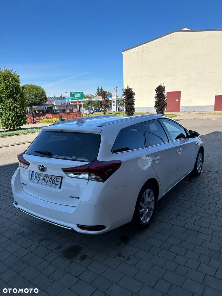 Toyota Auris Hybrid 135 Premium - 7