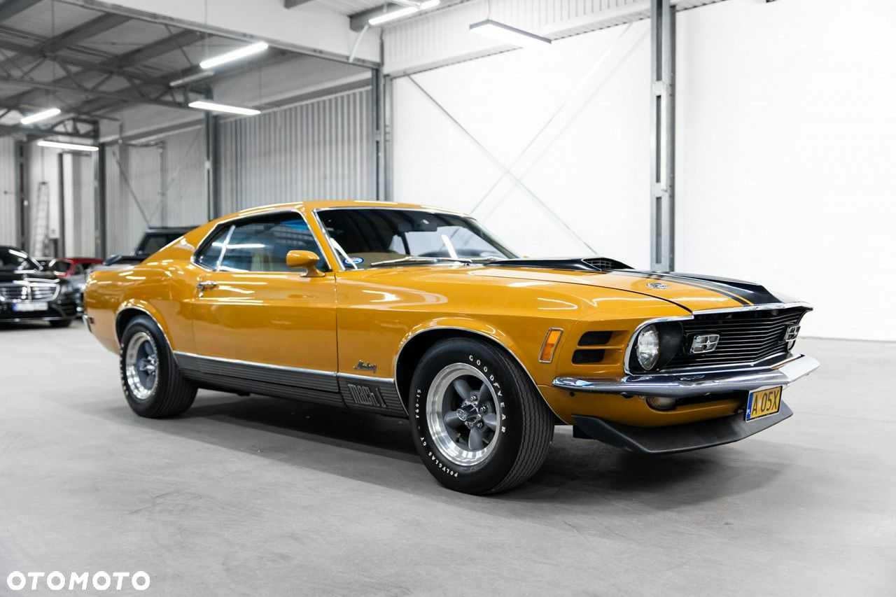 Ford Mustang - 6