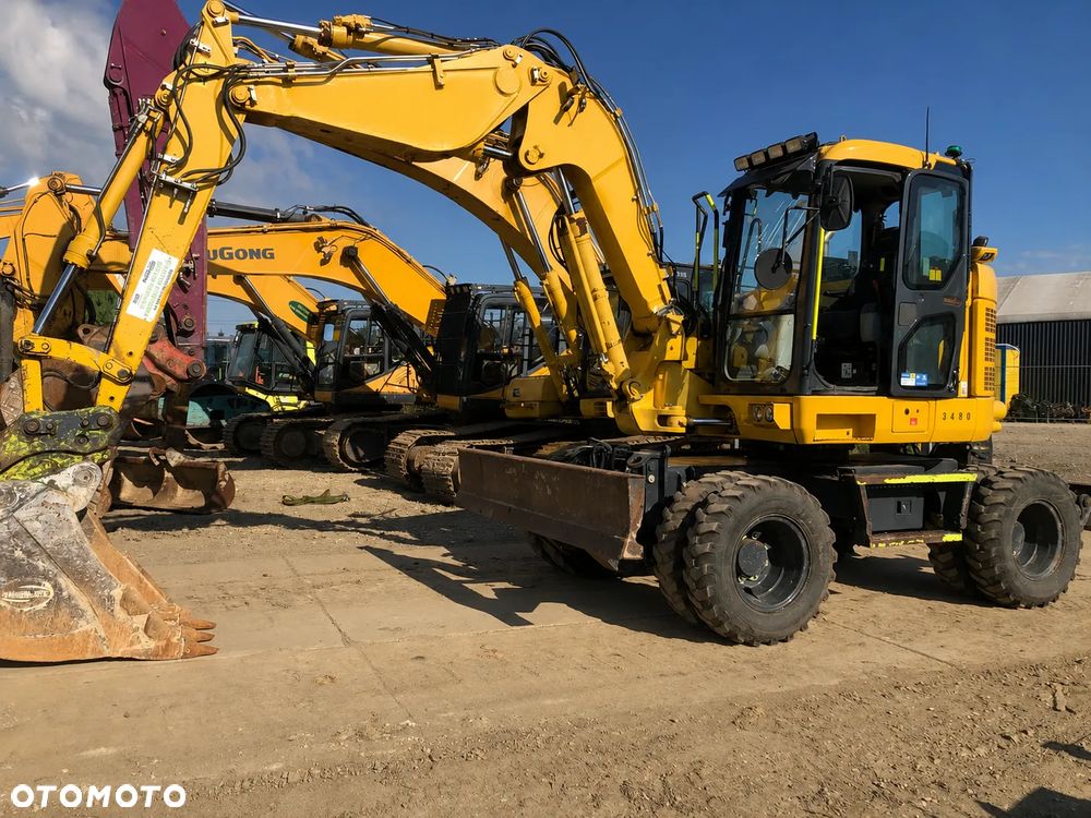 Komatsu PW118MR-11 - 1