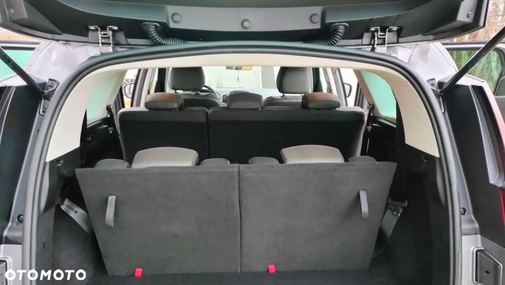 Renault Scenic - 21