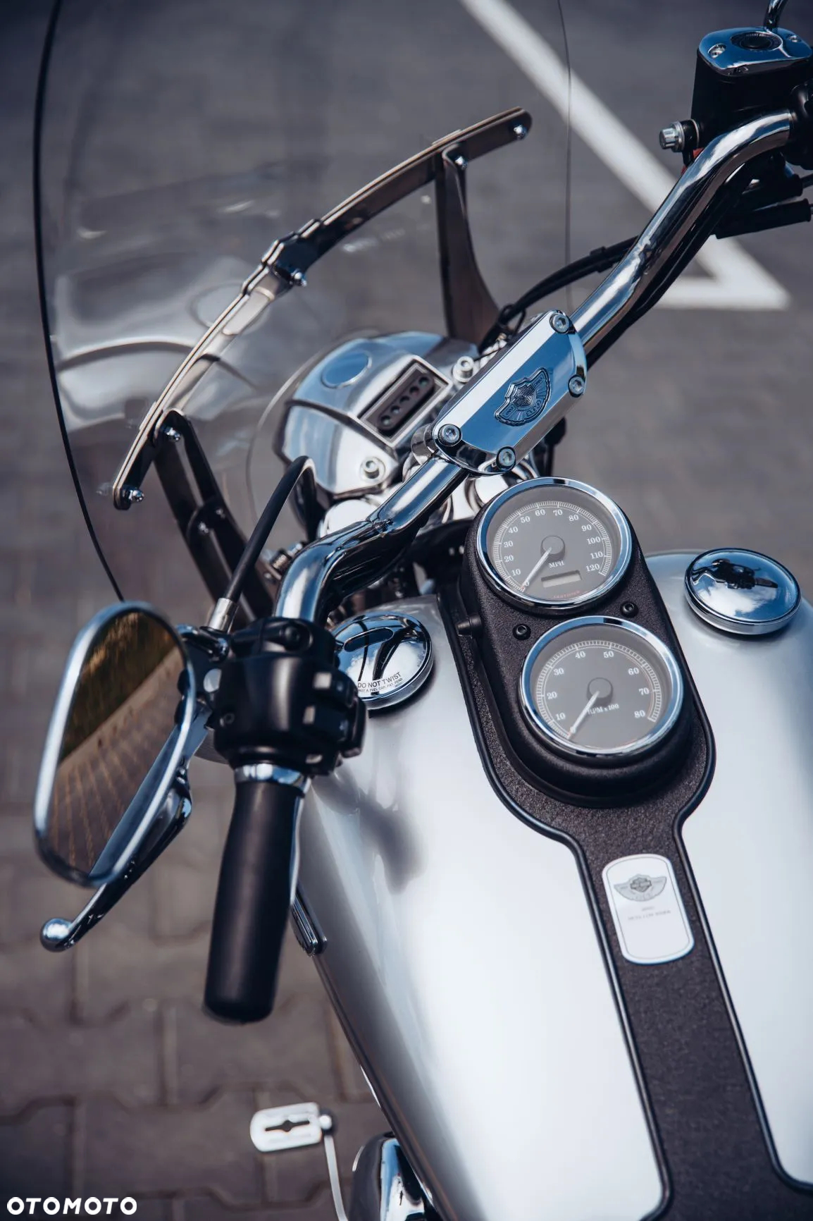Harley-Davidson Dyna Low Rider - 12