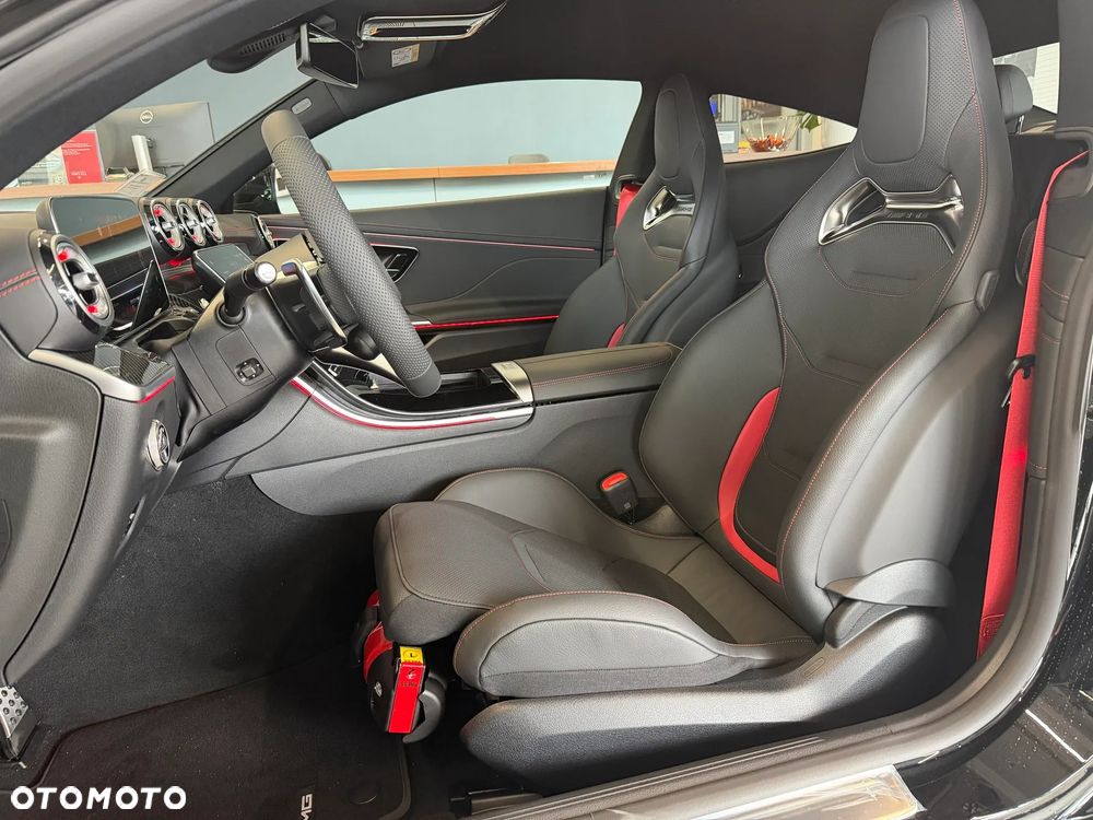 Mercedes-Benz CLE AMG 53 mHEV 4-Matic+ - 4