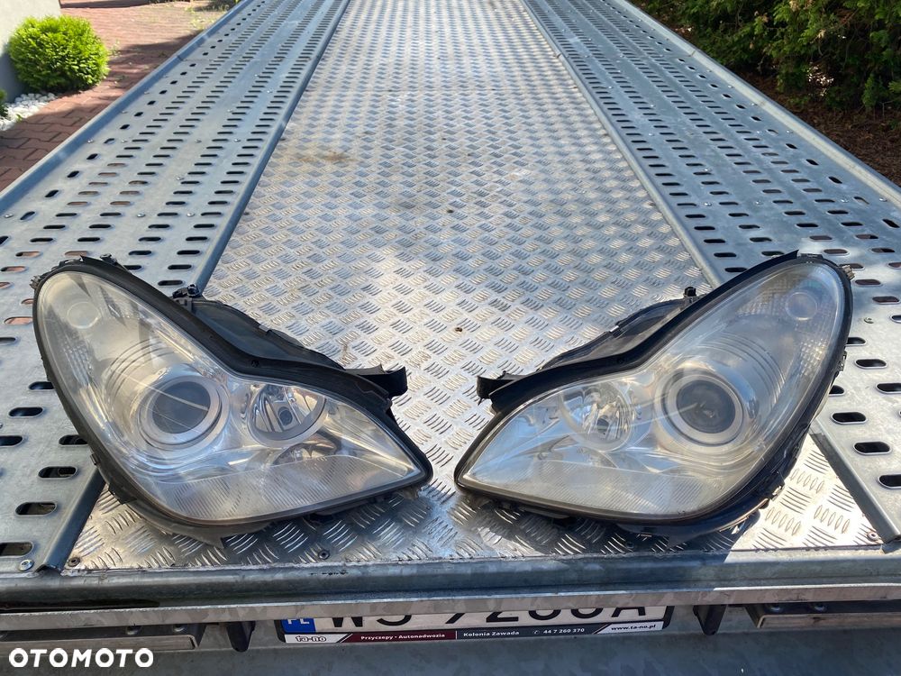 lampa xenon skrętny Mercedes CLS W219 Europa - 4