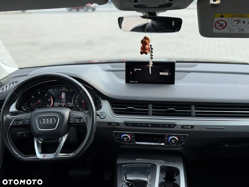 Audi Q7 - 11