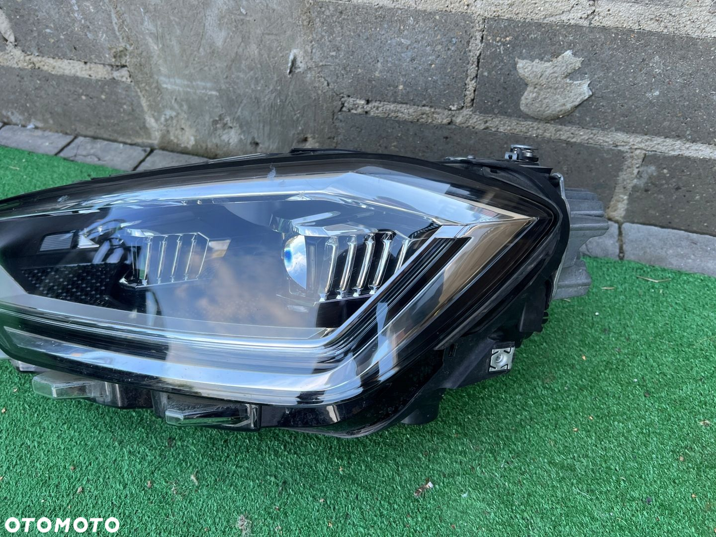 VW GOLF SPORTSVAN LIFT 517941035 FULL LED LAMPA LEWA PRZEDNIA - 6
