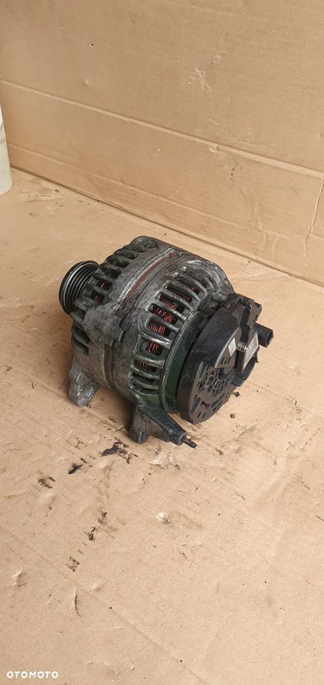 Alternator prądnica Audi A3 8P 1.9 TDI 06F903023F - 2