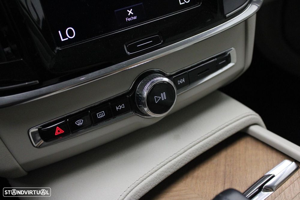 Volvo V90 2.0 B4 Momentum Plus Geartronic - 18