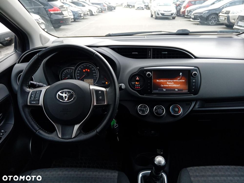 Toyota Yaris - 16