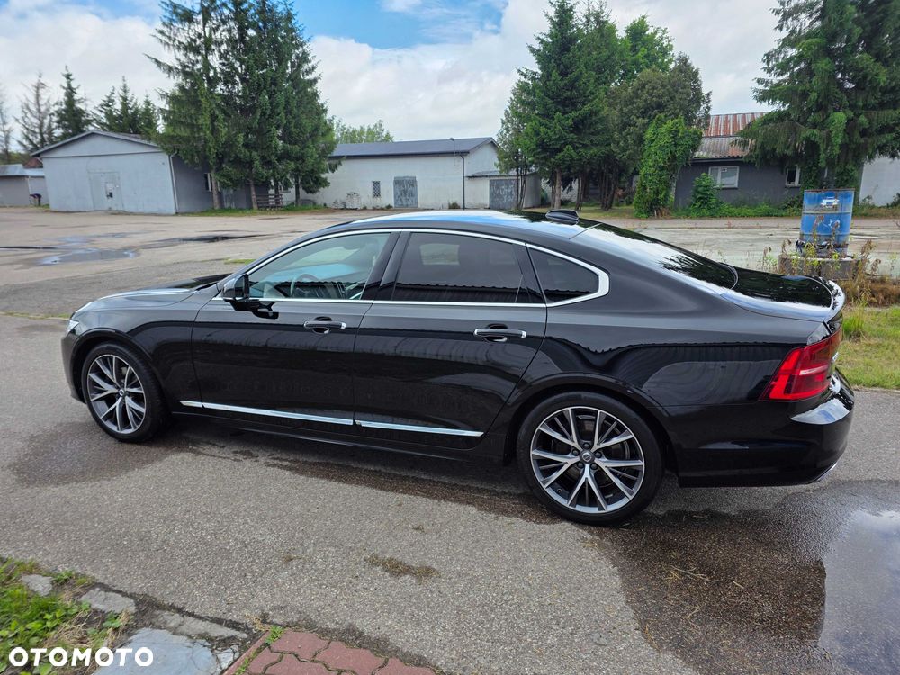 Volvo S90 - 1