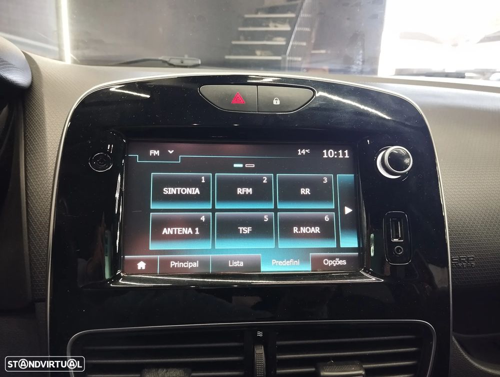 Renault Clio Sport Tourer 1.5 dCi GT Line - 29