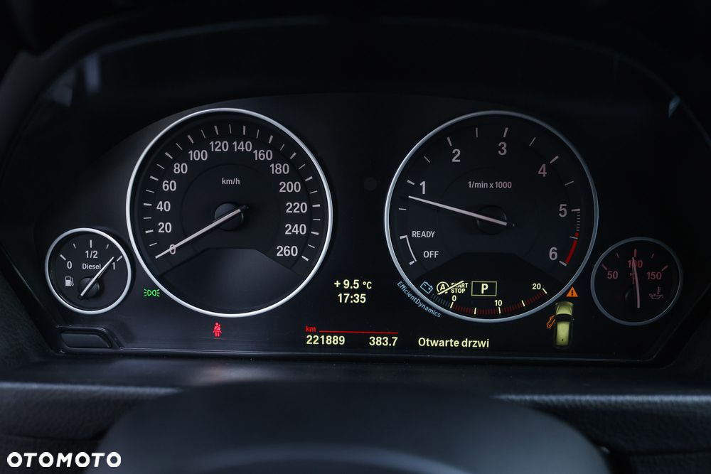 BMW Seria 3 320d Blue Performance Luxury Line - 32