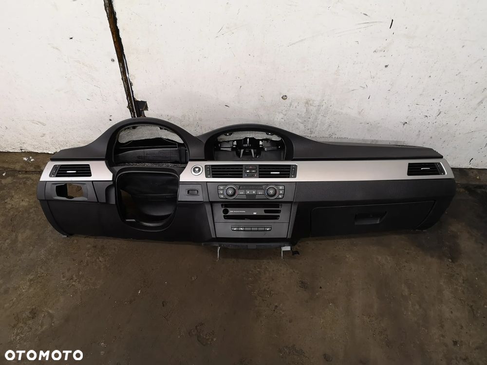 BMW E90 E91 DESKA KOKPIT KONSOLA POD NAWIGACJE ORYGINAŁ PULPIT - 10