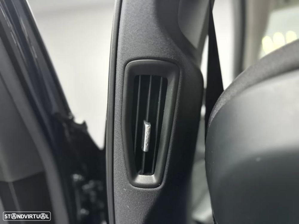 Volvo V60 2.0 T6 AWD TE Core - 31