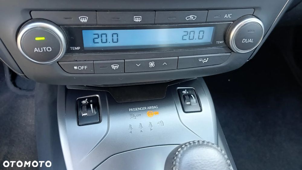 Toyota Avensis 1.8 Business Edition MS - 19