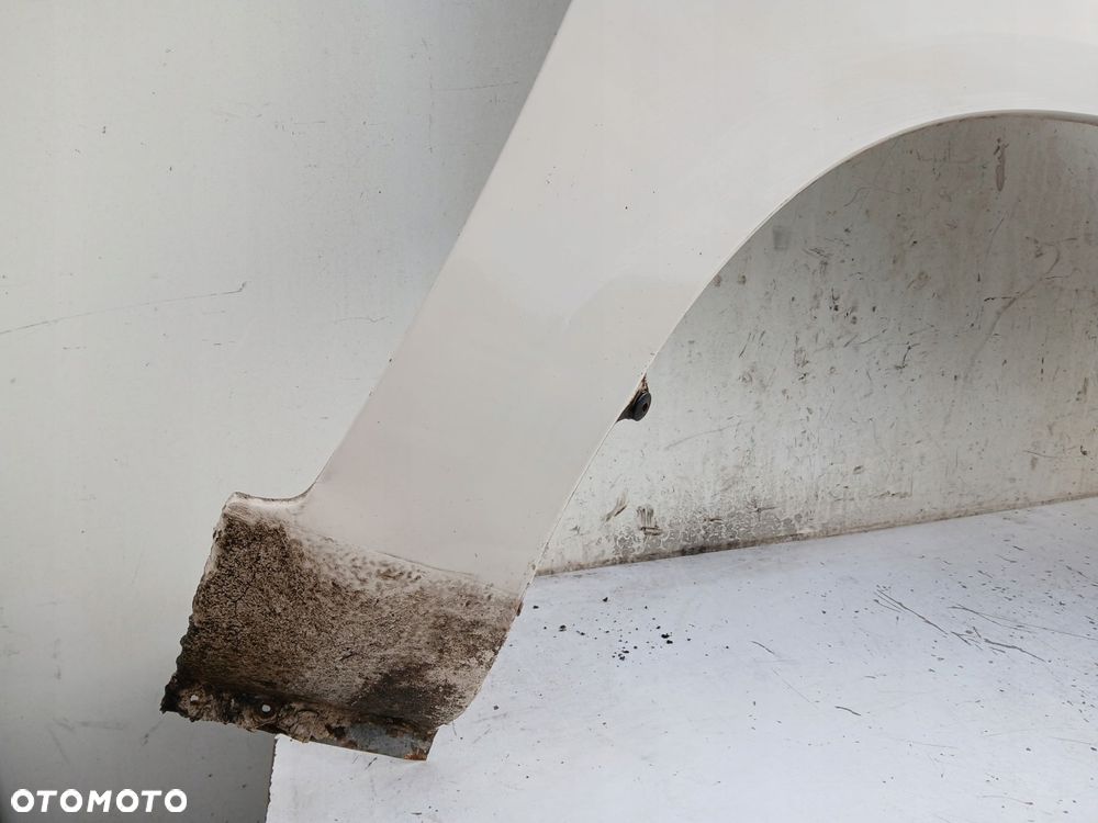 Kia Carens Iii Błotnik Prawy A1 - 4