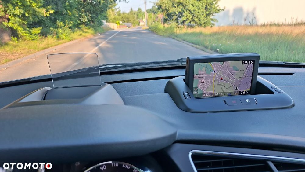 Peugeot 3008 1.6 Premium - 18