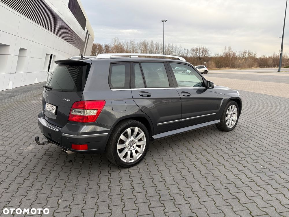 Mercedes-Benz GLK 220 CDI DPF 4Matic BlueEFFICIENCY 7G-TRONIC - 5