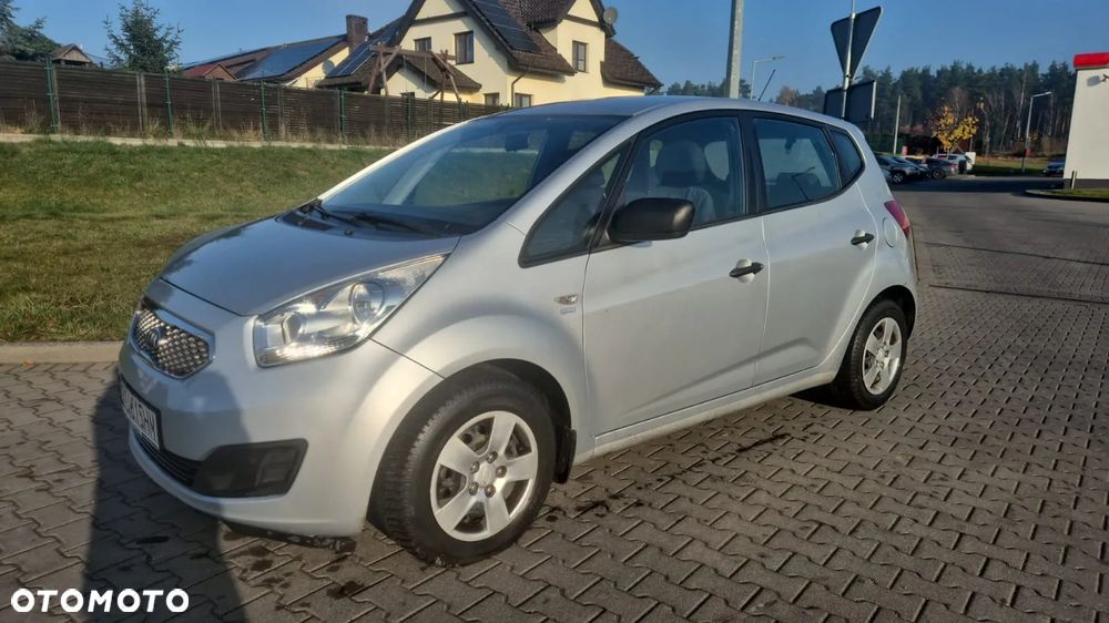 Kia Venga 1.4 CRDi 90 Attract - 2