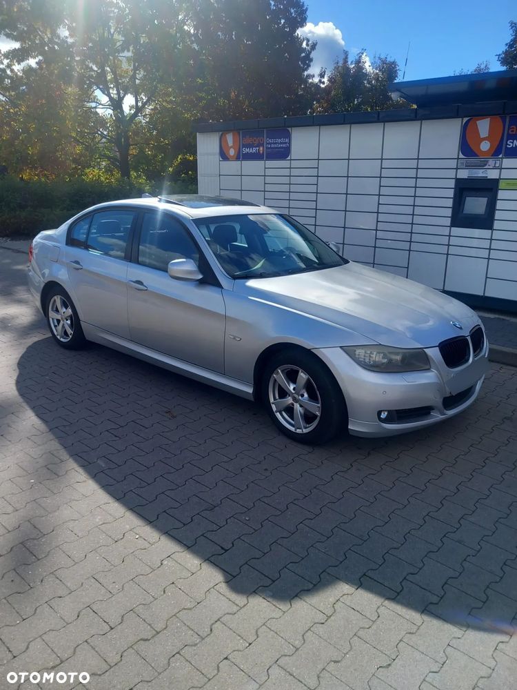 BMW Seria 3 320i - 1
