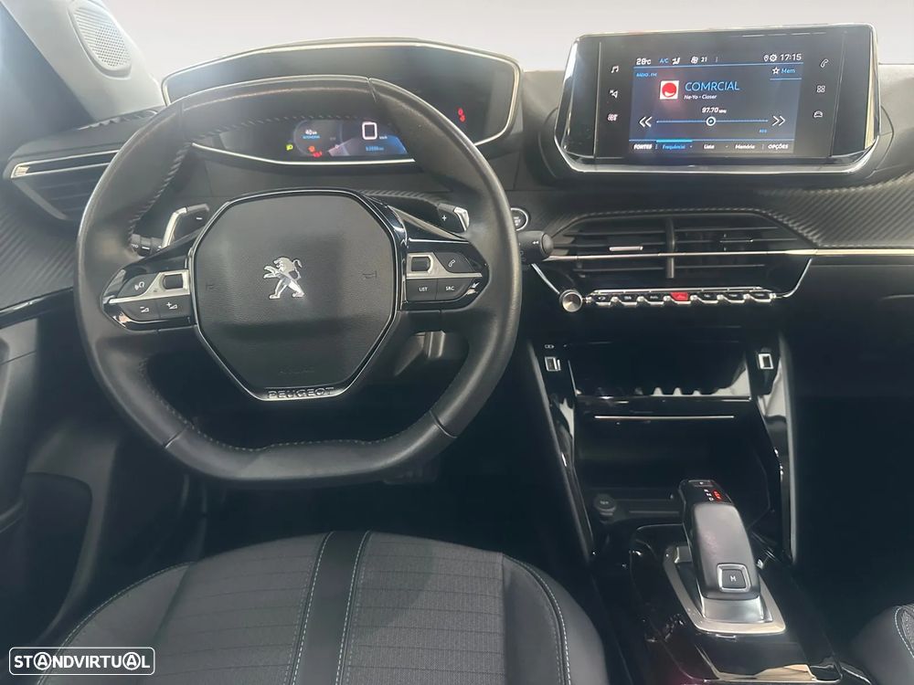 Peugeot 2008 1.2 PureTech Allure EAT8 - 12