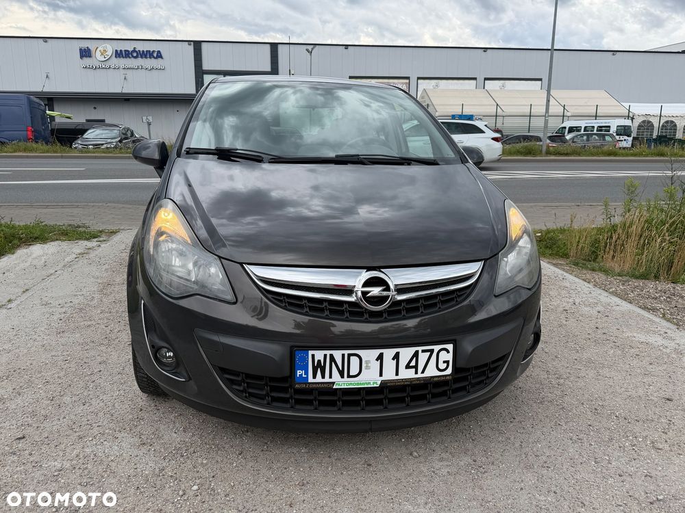 Opel Corsa 1.2 16V Cosmo - 2