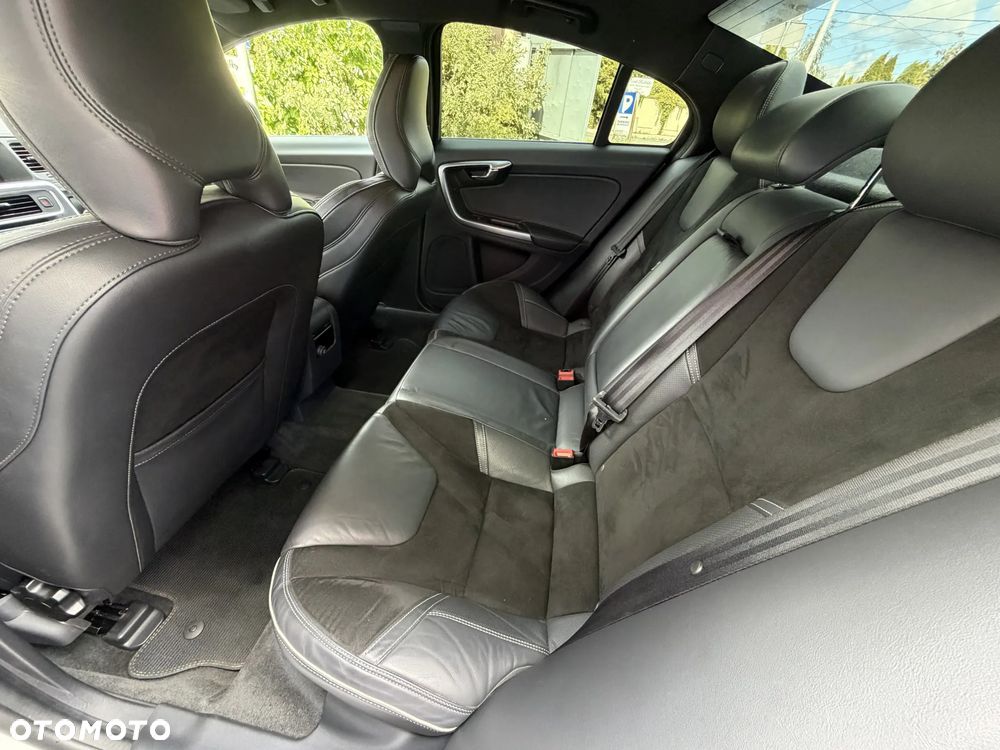 Volvo S60 T5 Drive-E R-Design Summum - 8