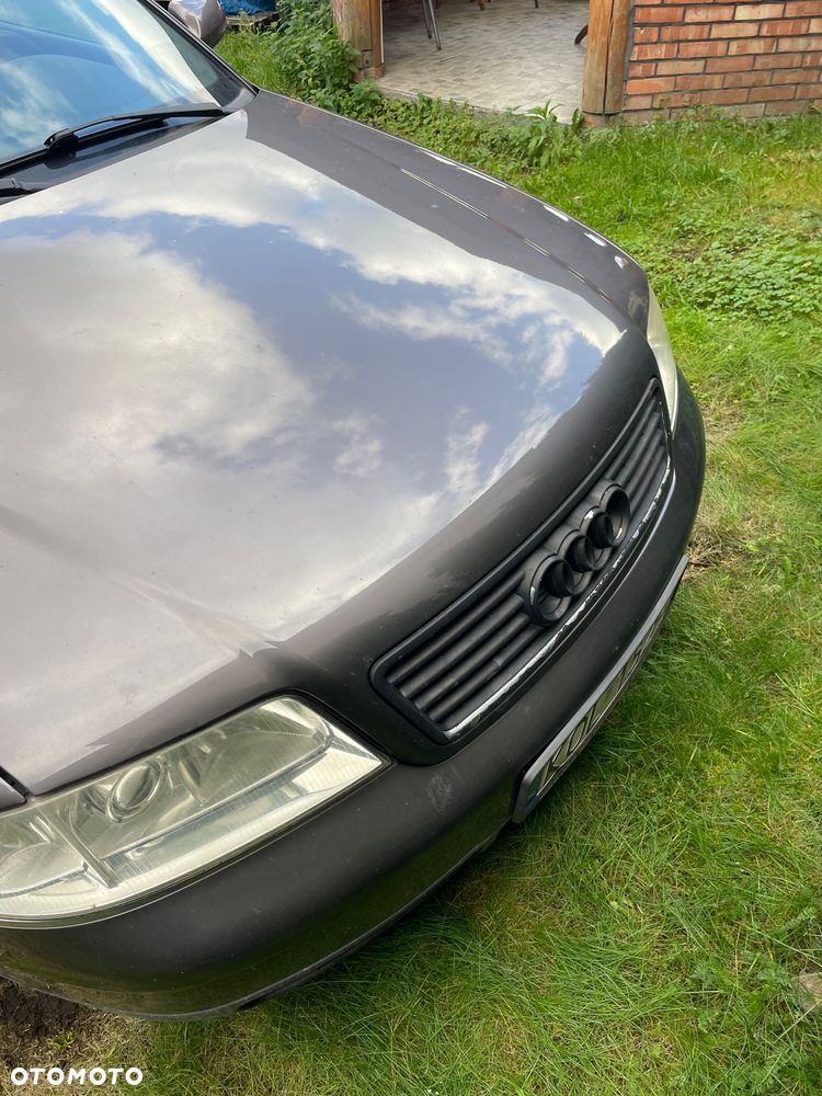 Audi A6 Avant 2.4 - 2