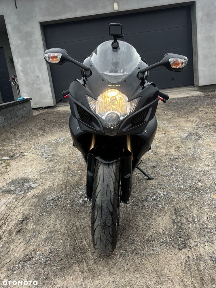 Suzuki GSX-R - 4