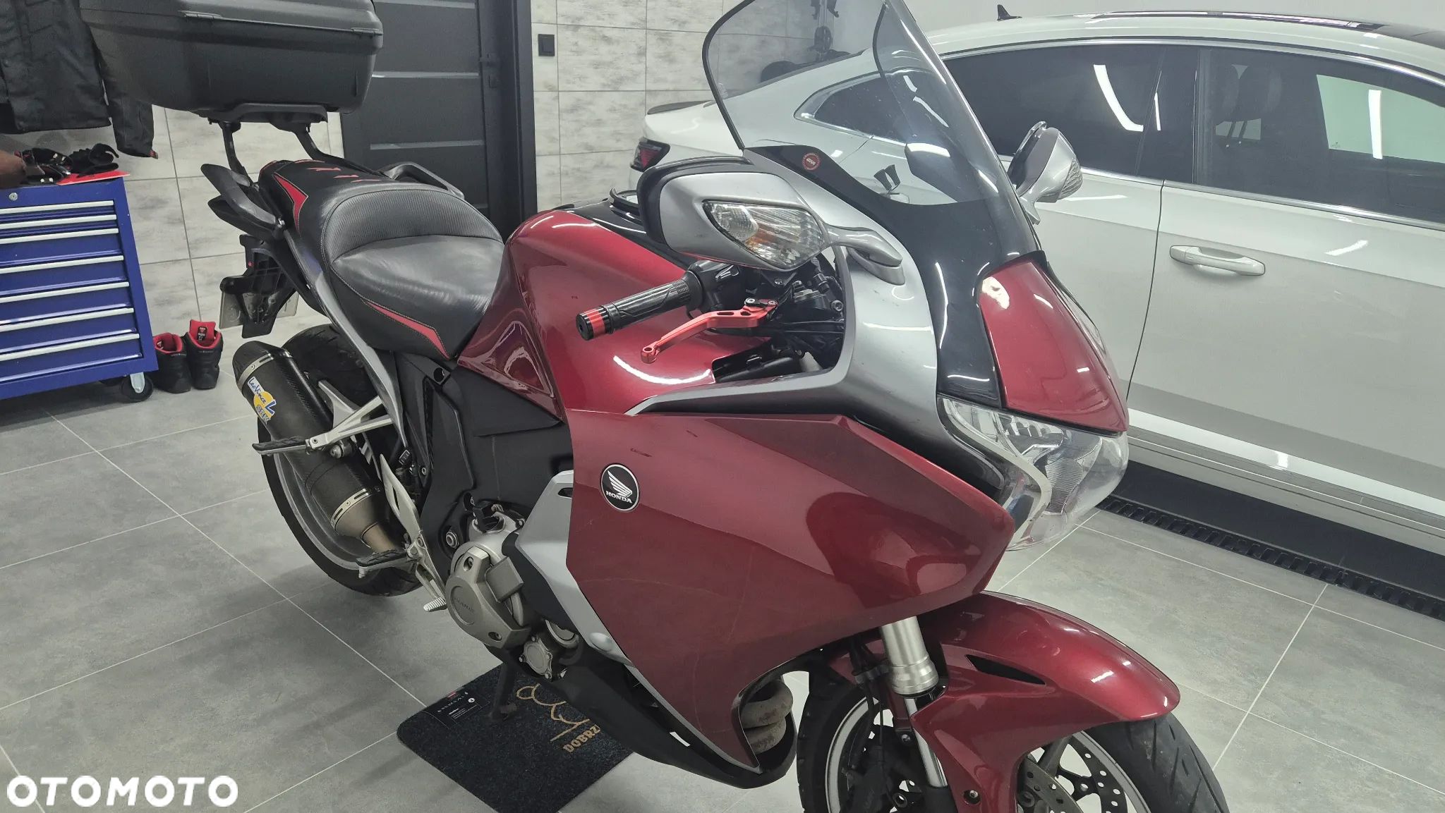 Honda VFR - 1