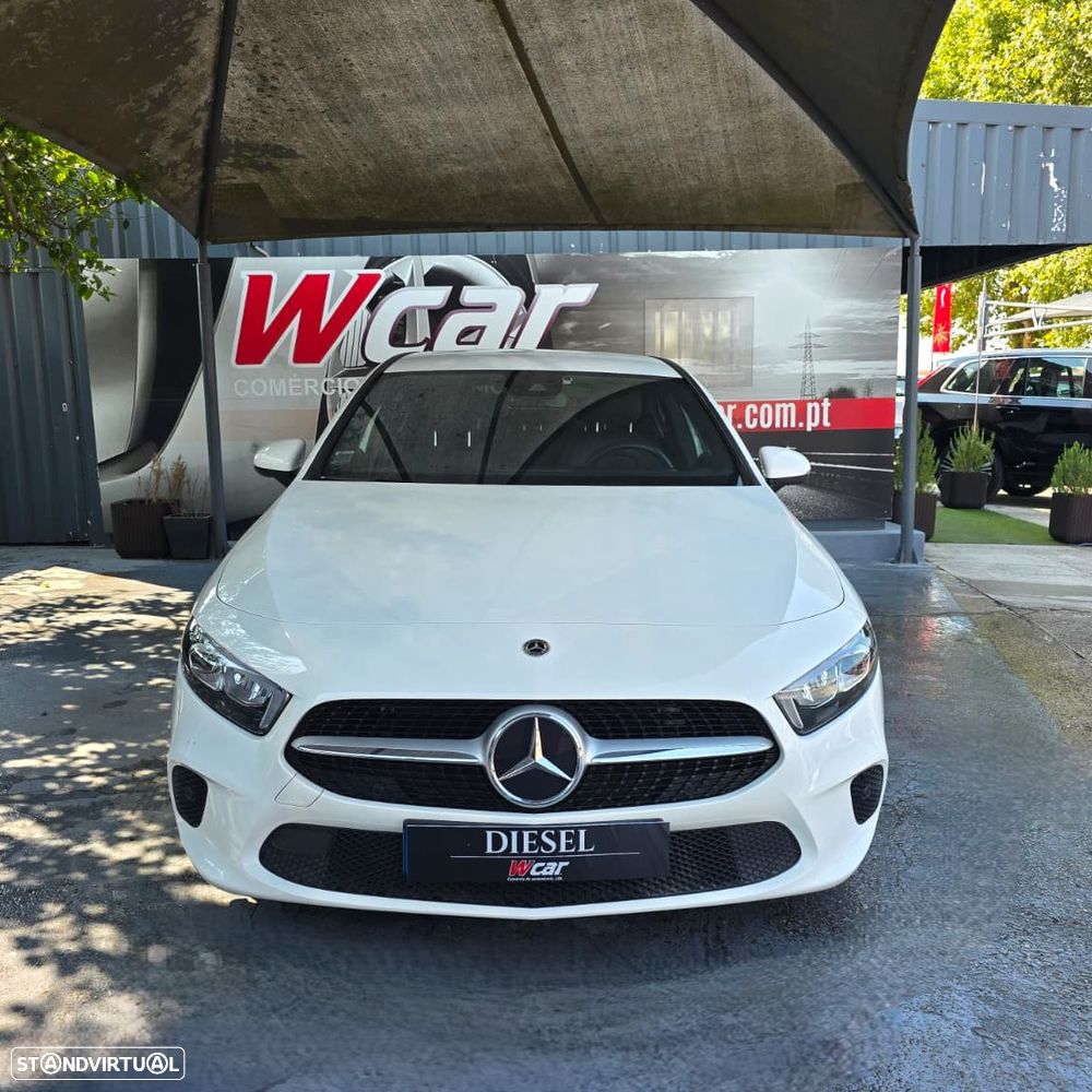 Mercedes-Benz A 180 d Style Plus - 2