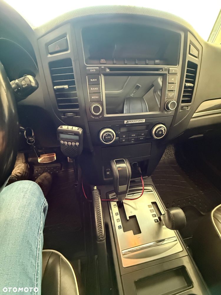 Mitsubishi Pajero 3.2 DID Intense - 26