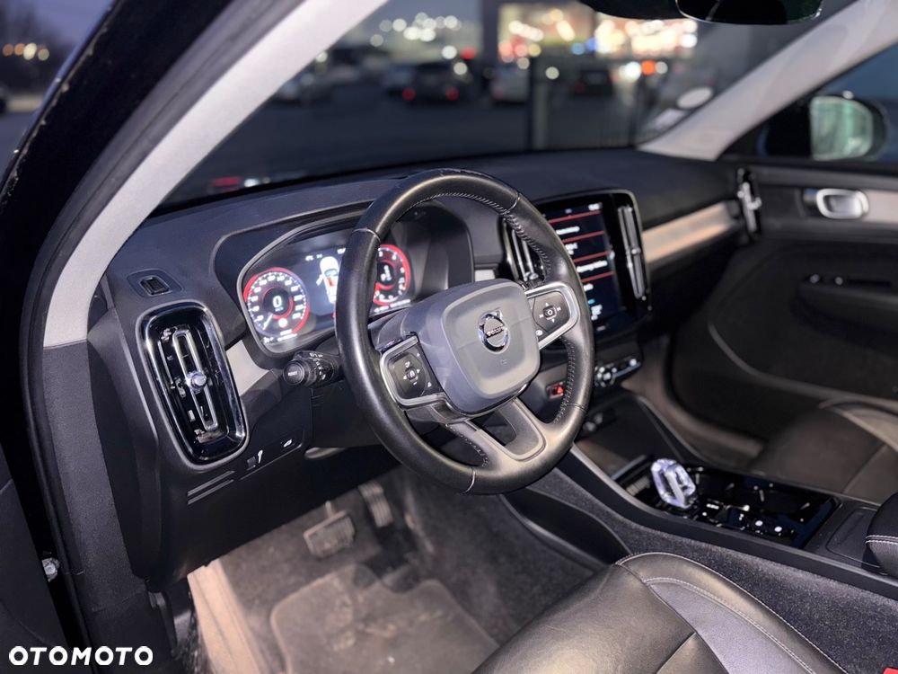 Volvo XC 40 D3 SCR Inscription - 9