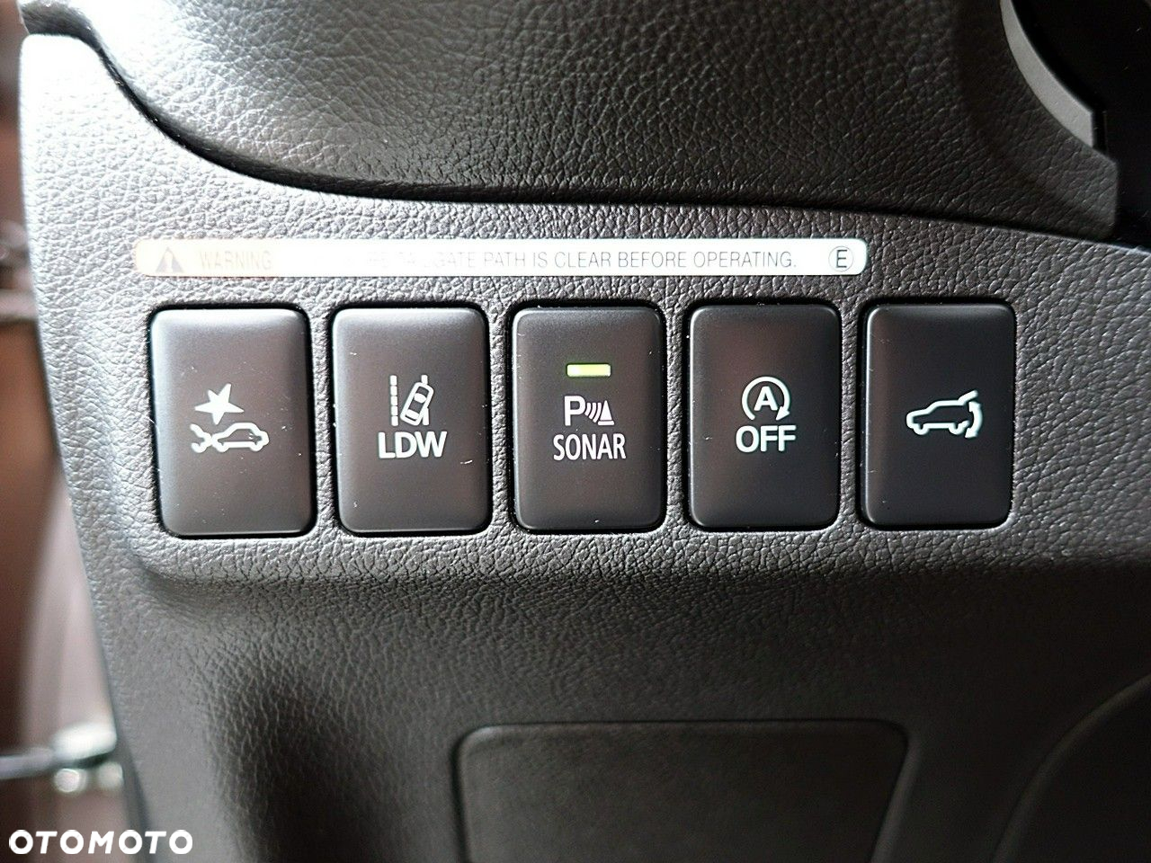 Mitsubishi Outlander - 19